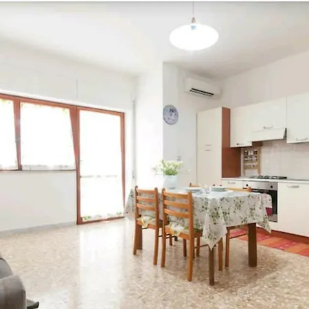 Gallipoli, Lido San Giovanni, 5 Posti Letto Hébergement de vacances *